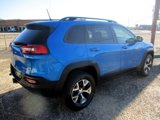 Used 2018 Jeep Cherokee Trailhawk image 5