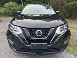 Used 2017 Nissan Rogue SV image 2