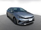 Used 2024 Kia Forte LXS image 3