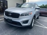 Used 2017 Kia Sorento LX w/ LX Convenience Package image 2