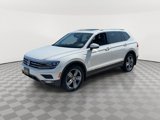 Used 2019 Volkswagen Tiguan SEL Premium image 3