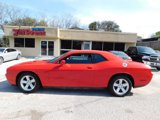 Used 2014 Dodge Challenger SXT image 4