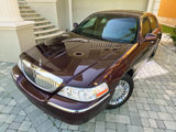 Used 2008 Lincoln Town Car Signature Limited image 4