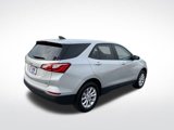 Used 2020 Chevrolet Equinox LS w/ LS Convenience Package image 4