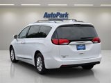 Used 2018 Chrysler Pacifica Touring-L image 5