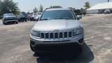 Used 2016 Jeep Compass Latitude image 3