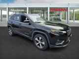 Used 2019 Jeep Cherokee Limited w/ Luxury Group image 2