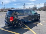Used 2017 Dodge Grand Caravan SE image 5