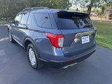 Used 2021 Ford Explorer XLT w/ Equipment Group 202A image 5