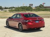 Used 2024 Toyota Camry SE image 5