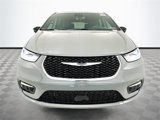 New 2025 Chrysler Pacifica Select image 2