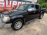Used 2011 Nissan Frontier SL w/ Moonroof Pkg image 3