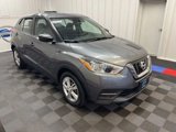 Used 2020 Nissan Kicks S image 2