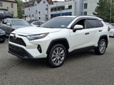 Used 2022 Toyota RAV4 XLE Premium image 3