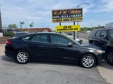 Used 2013 Ford Fusion SE image 2