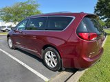 Used 2017 Chrysler Pacifica Touring-L Plus w/ Advanced Safetytec Group image 3