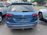 Used 2018 Volkswagen Tiguan SE w/ Panoramic Sunroof Package image 4