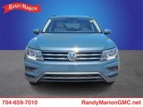 Used 2020 Volkswagen Tiguan SE image 2