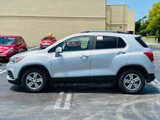 Used 2018 Chevrolet Trax LT w/ LT Convenience Package image 4
