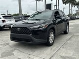 Used 2022 Toyota Corolla Cross LE image 2