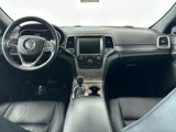 Used 2017 Jeep Grand Cherokee Limited image 3