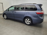 Used 2015 Toyota Sienna LE image 3
