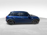 Used 2018 MINI Cooper 4-Door Hardtop image 3