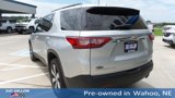 Used 2021 Chevrolet Traverse LT w/ LT Premium Package image 3