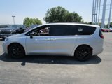New 2024 Chrysler Pacifica Touring-L w/ S Appearance Package image 3