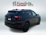 Used 2022 GMC Terrain SLE w/ Driver Convenience Package image 3