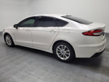 Used 2019 Ford Fusion SE image 3