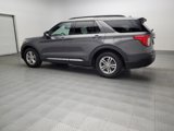 Used 2020 Ford Explorer XLT image 3