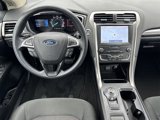 Used 2019 Ford Fusion SE image 3