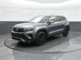 Certified 2023 Volkswagen Taos SE image 3