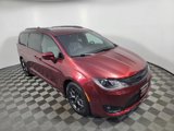 Used 2020 Chrysler Pacifica Touring-L Plus w/ Advanced Safetytec Group image 2