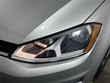 Used 2017 Volkswagen Golf S image 2