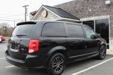 Used 2018 Dodge Grand Caravan SE image 5
