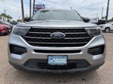 Used 2021 Ford Explorer XLT image 2