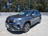 Used 2024 Volkswagen Taos SE w/ Panoramic Sunroof Package image 3