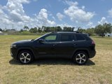 Used 2022 Jeep Cherokee Limited image 4