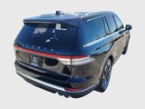 New 2025 Lincoln Aviator Reserve w/ Luxury Package image 5