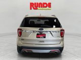 Used 2017 Ford Explorer XLT w/ Equipment Group 202A image 4