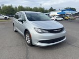 Used 2022 Chrysler Voyager LX image 2