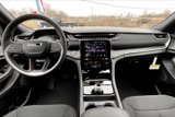 New 2025 Jeep Grand Cherokee L Laredo w/ Luxury Tech Group I image 5