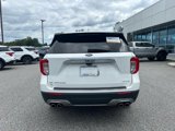 Certified 2022 Ford Explorer Platinum w/ Equipment Group 601A image 5