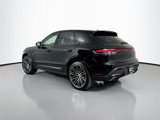 Certified 2025 Porsche Macan image 3