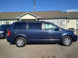 Used 2008 Chrysler Town & Country Touring image 5