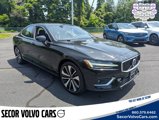 Used 2023 Volvo S60 B5 Ultimate image 2