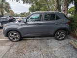 Used 2024 Hyundai Venue SEL image 3