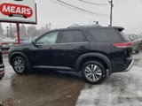 New 2025 Nissan Pathfinder SL image 3